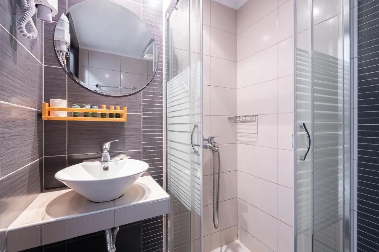 Naias Apartman Néosz Marmarász 0*,