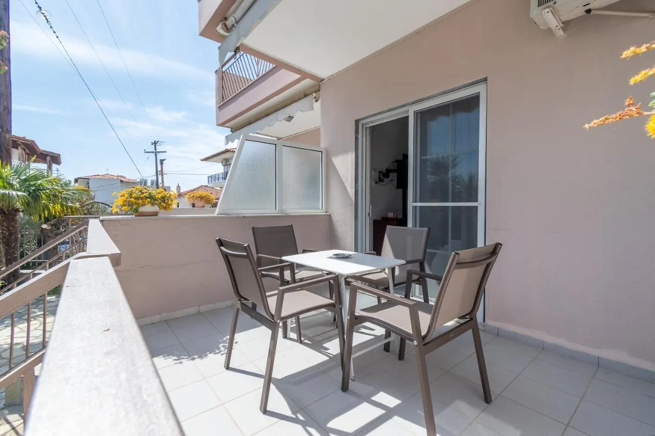 Naias Apartman Néosz Marmarász