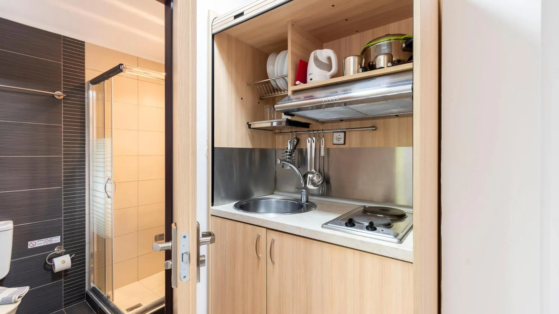 Naias Apartman Néosz Marmarász